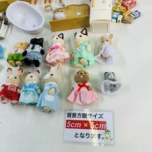 ジャンク エポック社 シルバニアファミリー チャコールネコファミリー ファミリー 人形 家具 他 まとめセット_画像4