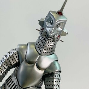 難あり中古品 S.H.Figuarts フィギュアーツ ウルトラマンZ 対怪獣特集空挺機甲2号機 ウインダム