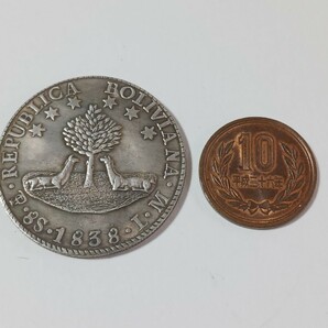 外国古銭 ラテンアメリカ 1838年 シモン・ボリバル 解放者 記念銀貨 大型銀貨 直径:約38mm 重量:約20.5gの画像3