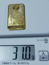 外国古銭 ロシア 金貨？ ロシア大統領 プーチン 人物記念 ゴールドバー 古銭 カプセル付き 縦:約50mm 横:約28mm 厚さ:約3mm 重量:約31.0g_画像4