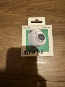 富士フイルム インスタントカメラ チェキ instax Pal ミルキーホワイト チェキ インスタントカメラ　FUJIFILM