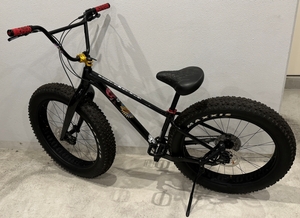 【美品/手渡し限定】GIANT YUKON2 国内40台限定 FATBIKE ジャイアント ファットバイク mtb 西海岸 bmx srvntz subrosa マウンテンバイク