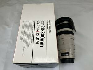 CANON LENS EF 28-300mm f/3.5-5.6 L IS USM