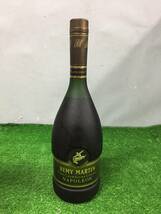 ◎ REMYMARTIN COGNAC NAPOLEON レミーマルタン コニャック ナポレオン 700ml アルコール 箱入り 19-74_画像2