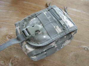 B-96 MOLLE pouch L ACU 042646