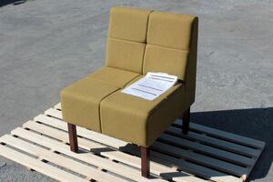 [ shop front exhibition goods ] plus join Tec s reception chair one seater .HR-C0680 green ①
