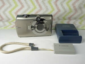 Canon IXY DIGITAL 2000IS 動作品 チタンボディ 1/1.7型1210万画素CCD 光学ファインダー搭載 充電器,バッテリー付き 送料込み