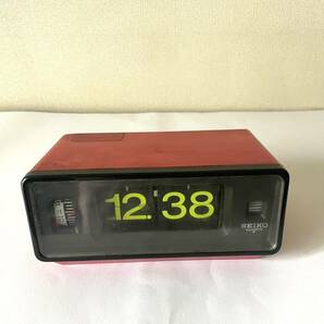 パタパタ時計 SEIKO セイコー 昭和レトロ 置時計 目覚まし時計 ラジオ QN415Rの画像1