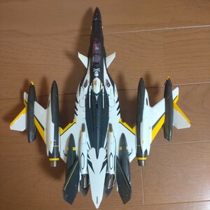 YF-29 デュランダルバルキリー(30周年記念カラー) スーパーパーツ付き ※欠品あり