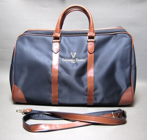 Valentino Vasari　黒色　ボストンバッグ　ショルダーバッグ　未使用　保存品　大きなバッグ　31ｃｍ×45ｃｍ