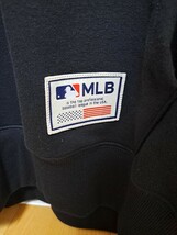 【新品】メジャーリーグ/MLB シカゴ・ホワイトソックス刺繍パーカーMサイズ _画像7