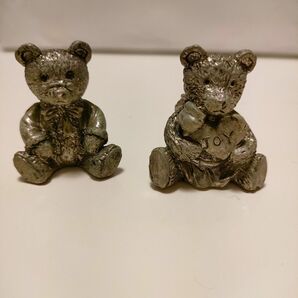 クマの小さな置物