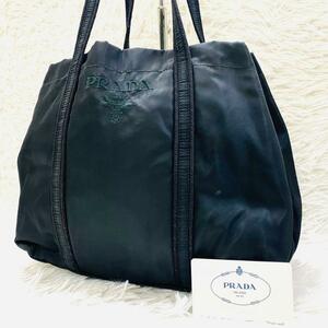 R457 極美品PRADA プラダ トートバッグ ハンドバック 肩がけ A4収納可能 大容量 ブランドロゴ 黒 ブラック