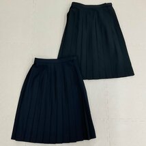 U659/S1134(中古/箱)三重県 白子中学校 女子制服7点 /大きめ/180A/3L/W70/W76/セーラー/ブラウス/夏冬スカート/スカーフ/鞄/靴/黒/卒業生品_画像4