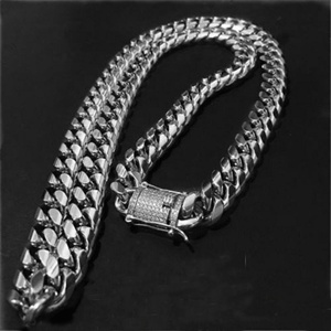  new goods platinum ptp very thick flat Miami chain necklace 220 gram 50cm man and woman use men's lady's feeling of luxury fine quality feeling of quality great popularity cheap 