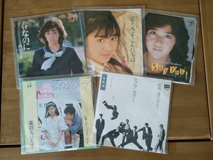 昭和アイドル　シングルレコード　中古品　 