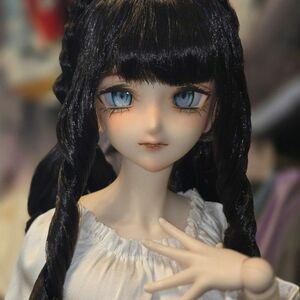 DDH-07 セミホワイト SW肌 カスタムヘッド＋カボションアイ レジン盛り 難あり