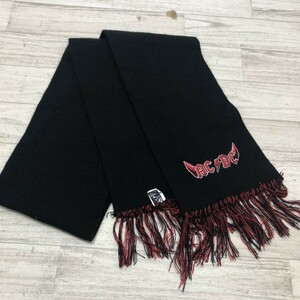 AC/DC マフラー Sourpuss Clothing サーパス クロージング ブラック レッド 黒 赤 系 ロック バンド [Q6500]