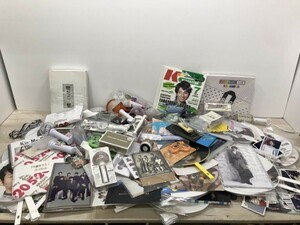 ⑦ ジャニーズ ( 関ジャニ ・JUMP・キスマイ ) 等 カレンダー 写真 ライブ ペンライトクリアファイル 等 グッズ 16kg まとめ セット[C2741]