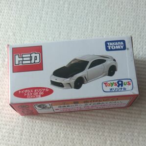 トミカ トイザらス限定 トヨタ GR 86 カスタマイズ仕様　新車