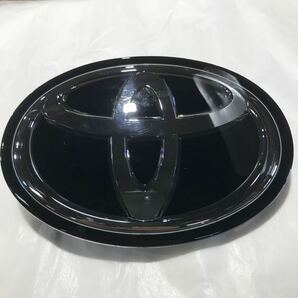 トヨタTOYOTA 純正部品 GR エンブレム C-HR カローラクロス等ブラック 90975-02160 ミリ波レーダー