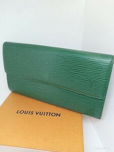 LOUIS VUITTON エピポシェットポルトモネクレディ 長財布グリーン ルイヴィトンM63574