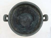 K6339 蔵六 造 古銅製 三足 饕餮鼎 香炉 火鉢 在銘 刻印 置物 銅器 古美術 古玩 金属工芸 茶道具 香道具 OM03_画像5