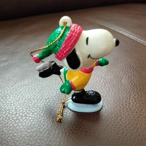 【美品】【ピーナッツ】【スヌーピー】スケートスタイルSNOOPY★ フィギュア★ ソフビ★レトロ★20年以上前フィギュア★