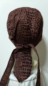 * bandana cap * hand made wani pattern crocodile tea 