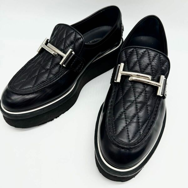 【美品】TOD´S トッズ キルティング ローファー 革靴 ダブルT金具 厚底