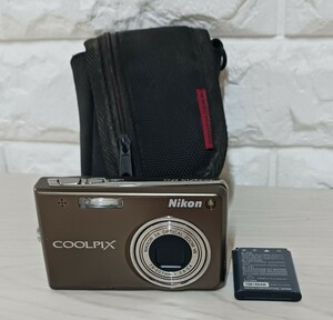 Nikon ニコン COOLPIX S700 コンパクトデジタルカメラ　(透明ケース)