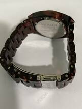 ニクソン腕時計　中古稼働品　NIXON ブラウン系ケース＆ベルト　丸型3針　箱付き_画像5