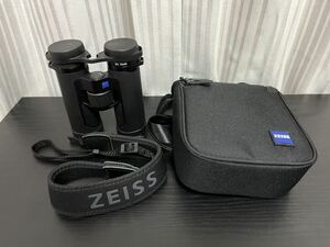 ZEISS