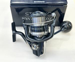 美品　シマノ　20ストラディックSW4000XG　スピニングリール