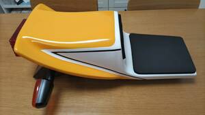 【送料無料】汎用シートカウル　シングルシート　テールランプ、ウインカー付　全LED　中古　CB750F CB900F 