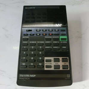 T【3め-10】【60サイズ】▲SONY ソニー/カラーモニター KX-34HV2用 リモコン RM-571/通電可/ジャンク扱い/※傷・汚れ有の画像1