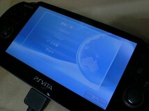 T【ロ4-77】【60サイズ】▲PS VITA 本体セット/メモリカード：16GB・ソフト付/ゲーム機/通電可/ジャンク扱い/※傷・汚れ・欠け有_画像7