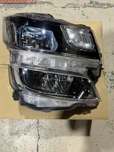  Wagon R right head light 