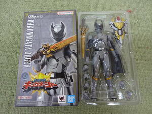 098-G16) 中古品 S.H.Figuarts オオクワガタオージャー 王様戦隊キングオージャー 魂ウェブ商店 バンダイ