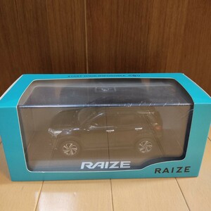 トヨタ　TOYOTA　RAIZE　ライズ　1/30 ダイキャスト製　非売品カラーサンプル　ミニカー