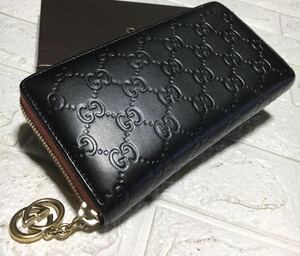 正規品/鑑定済みGUCCIシマGGラウンドファスナー/シリアル番号212110〜