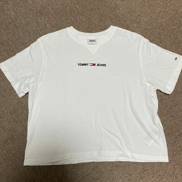 TOMMY JEANS 半袖Tシャツ