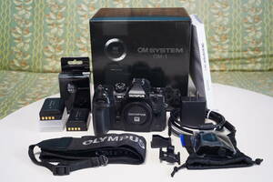OM-1ボディー（全付属品、バッテリー2個付き）OM SYSTEM ミラーレス一眼デジタルカメラ
