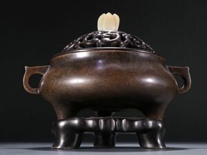 明代 大明宣徳年製 古銅彫 双耳三足香熏炉【仁】古銅器 置物擺件 古賞物 中国古玩 蔵出