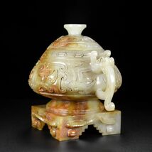 館蔵珍品時代物 和田玉 高古玉彫 饕餮紋龍耳香爐【仁】極細工 手彫り 置物擺件 古賞物 蔵出_画像3