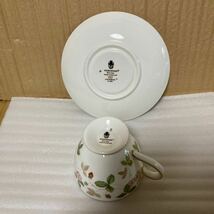 WEDGWOOD ウェッジウッド ワイルドストロベリー　カップ＆ソーサー ウエッジウッド　黒壺_画像7