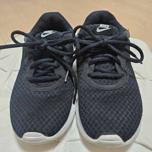 NIKE　ナイキ　スニーカー　23cm