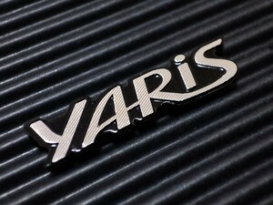 【YARiS】 アルミ製 ミニエンブレム 1P■トヨタ ヤリス ヤリスクロス KSP210/MXPA10/MXPH10 XP210 デカール ステッカー アクセサリー