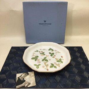 【長期保管/現状品/CH】WEDGWOOD ウェッジウッド ワイルドストロベリー プレート お皿 径24.5cm 洋食器　MZ0501/0003