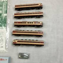 [5-133]鉄道模型 KATO カトー 10-456 157系 お召電車 5両セット　N GAUGE _画像3